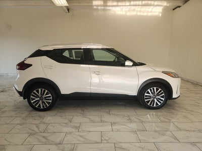 2023 Nissan Kicks SV Xtronic CVT