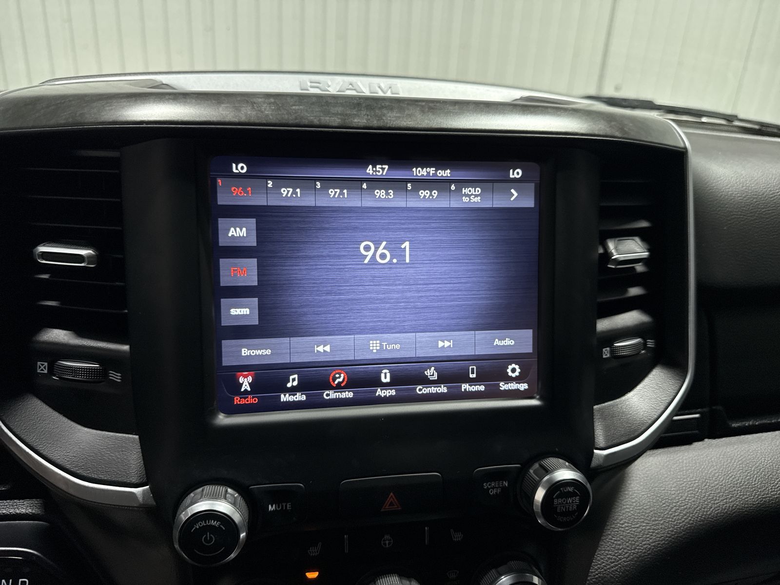 2020 RAM 1500 Lone Star Crew Cab 4x2 5'7" Box