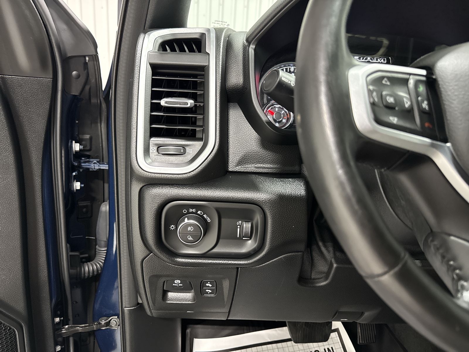 2020 RAM 1500 Lone Star Crew Cab 4x2 5'7" Box