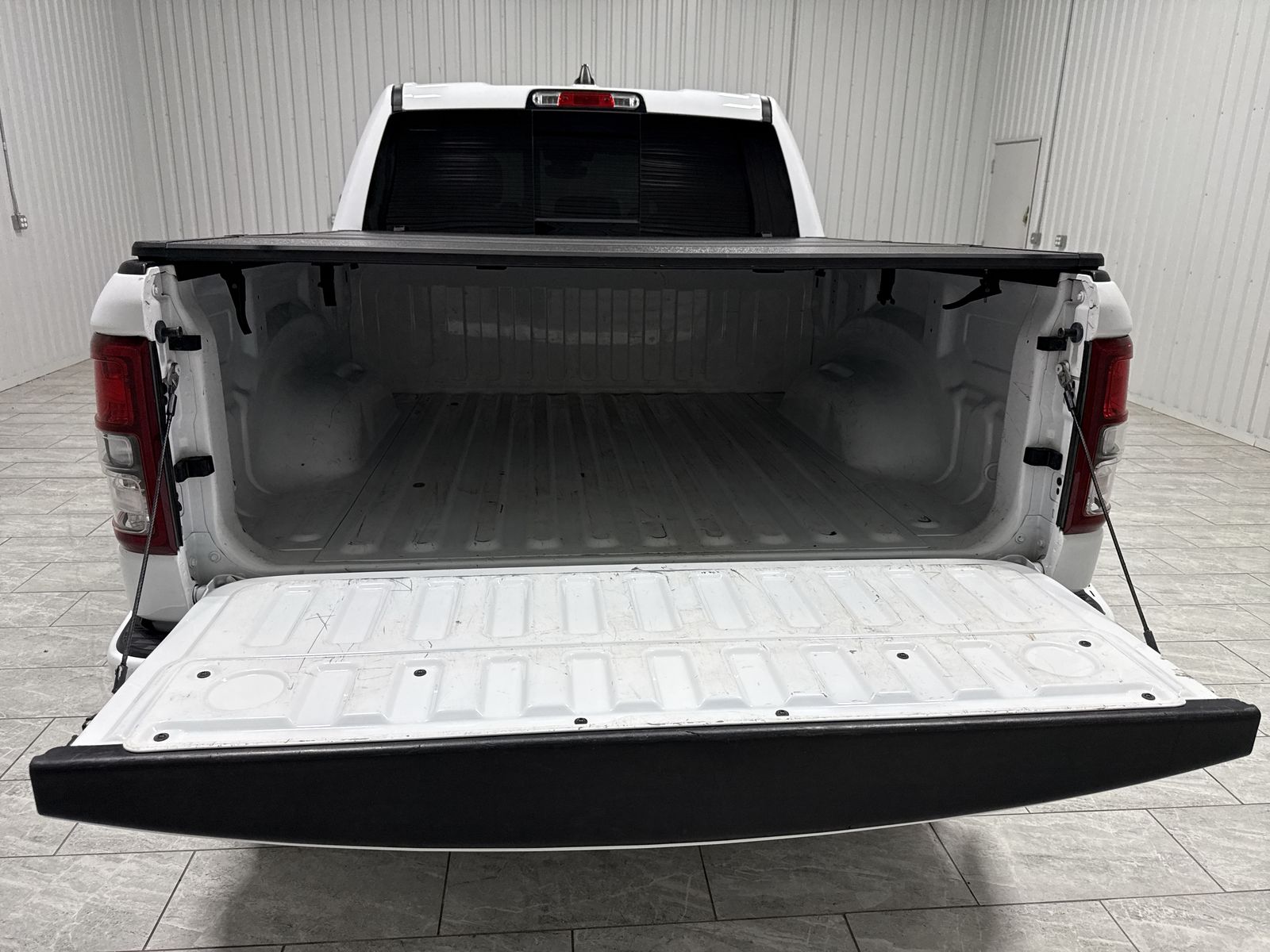 2022 RAM 1500 Lone Star Crew Cab 4x4 5'7" Box