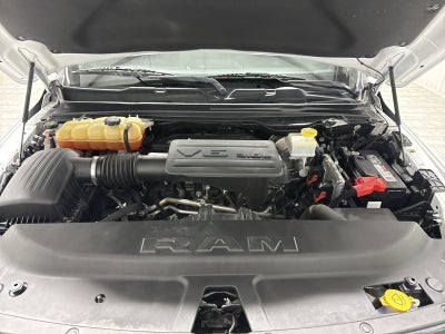 2022 RAM 1500 Lone Star Crew Cab 4x4 5'7" Box