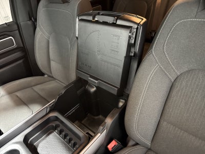 2022 RAM 1500 Lone Star Crew Cab 4x4 5'7" Box