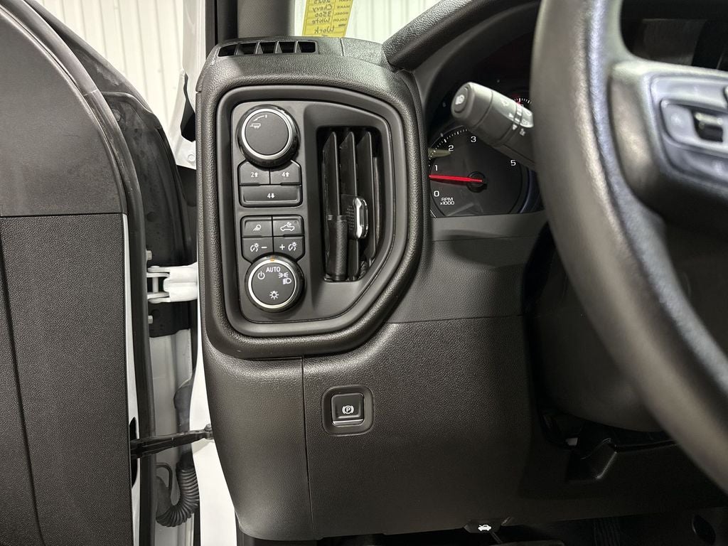 2025 Chevrolet Silverado 3500 HD WT