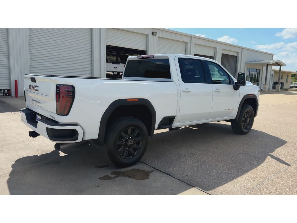 2025 GMC Sierra 2500 HD AT4