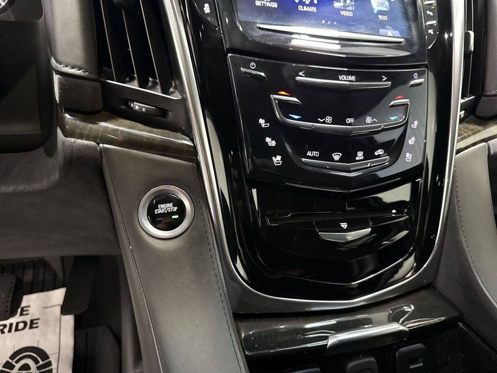 2019 Cadillac Escalade Platinum