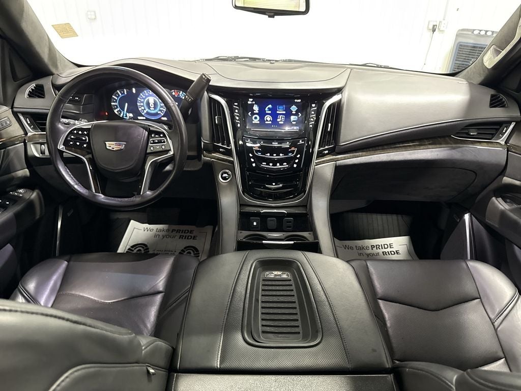 2019 Cadillac Escalade Platinum