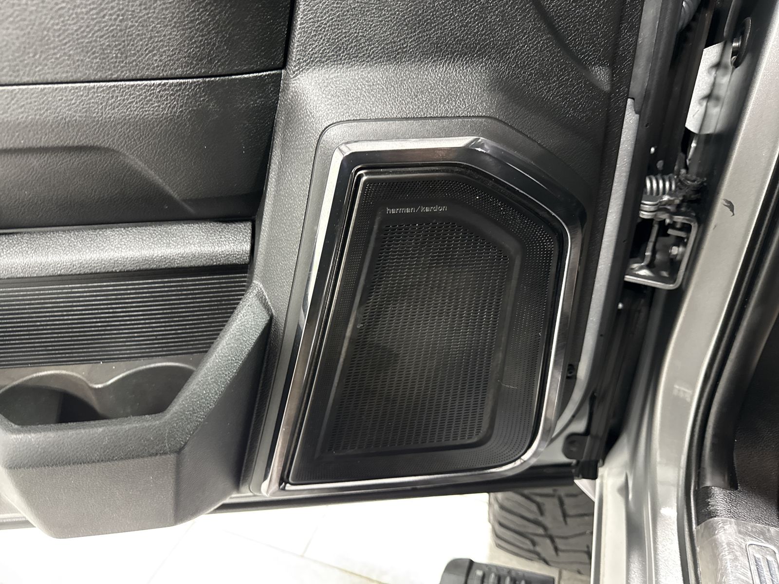 2023 RAM 3500 Limited Mega Cab 4x4 6'4" Box