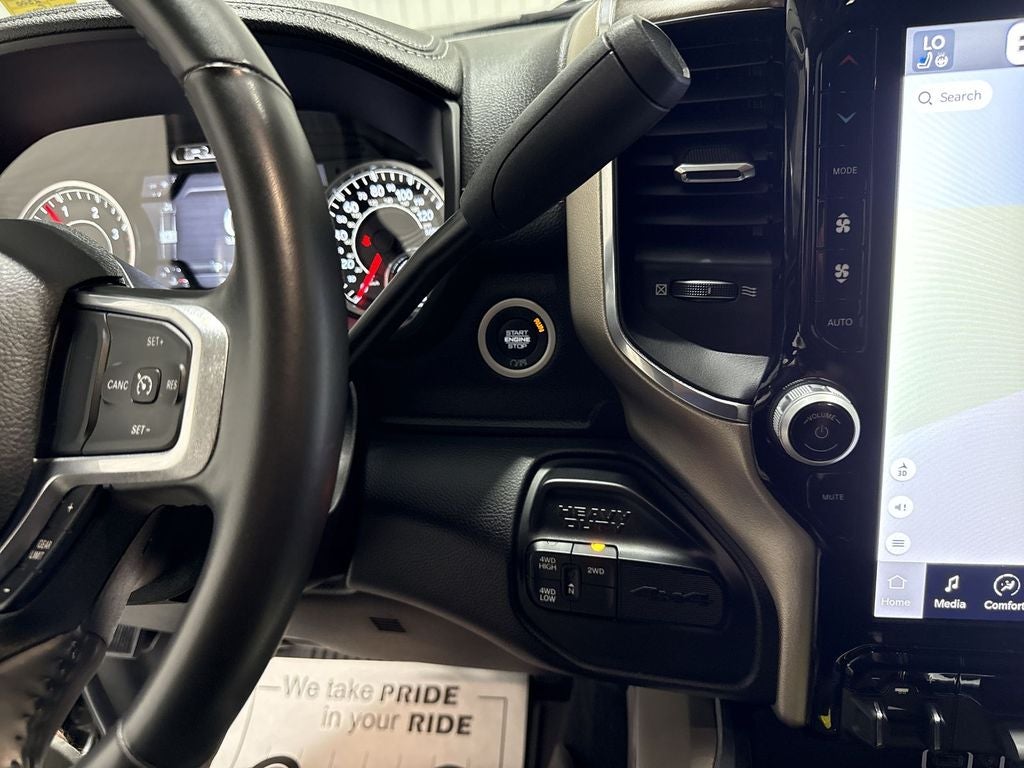 2024 RAM 2500 Laramie Crew Cab 4x4 6'4" Box