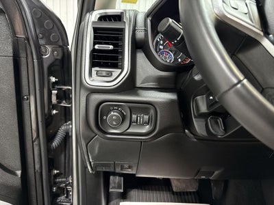 2024 RAM 2500 Laramie Crew Cab 4x4 6'4" Box