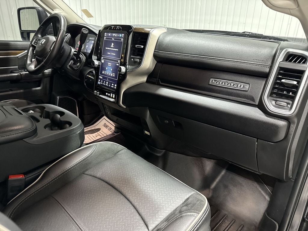 2024 RAM 2500 Laramie Crew Cab 4x4 6'4" Box