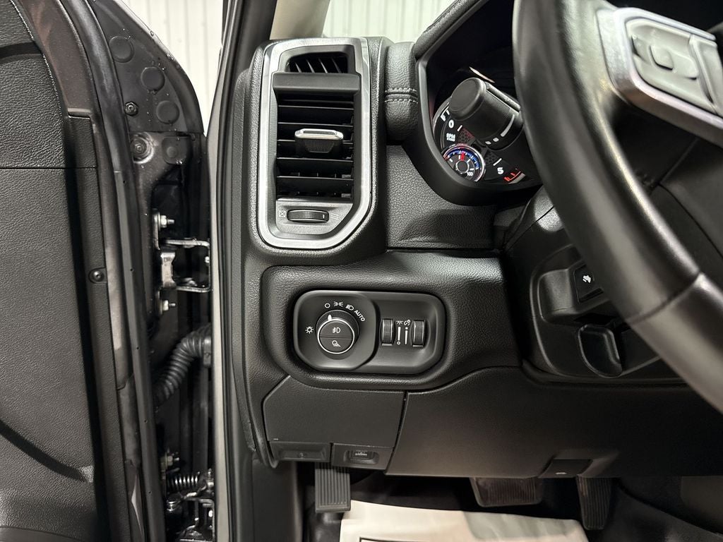 2024 RAM 2500 Laramie Crew Cab 4x4 6'4" Box