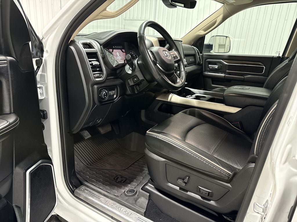 2022 RAM 2500 Laramie Crew Cab 4x4 6'4" Box