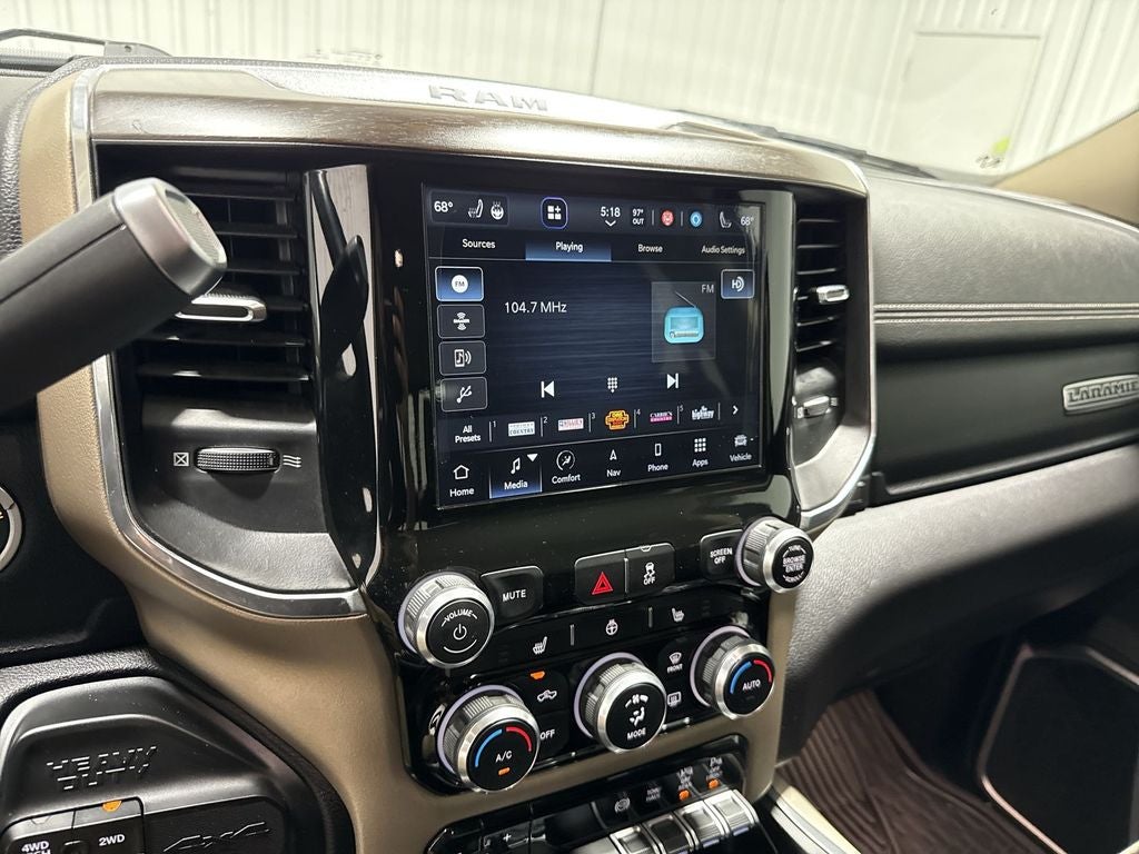 2022 RAM 2500 Laramie Crew Cab 4x4 6'4" Box