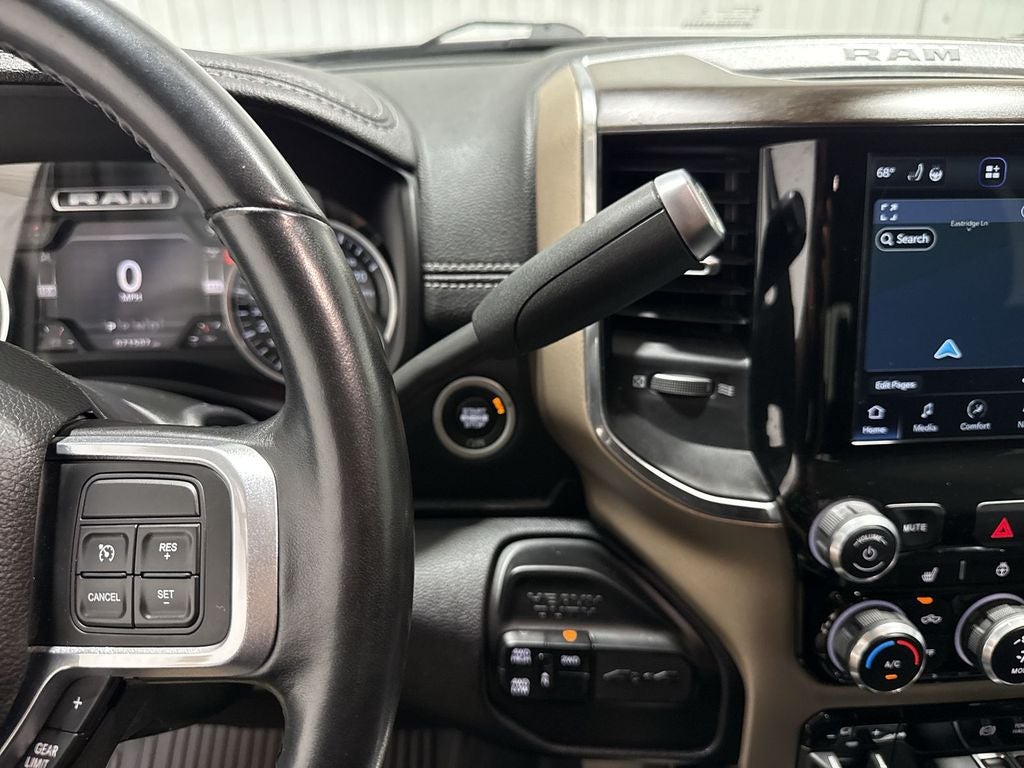 2022 RAM 2500 Laramie Crew Cab 4x4 6'4" Box