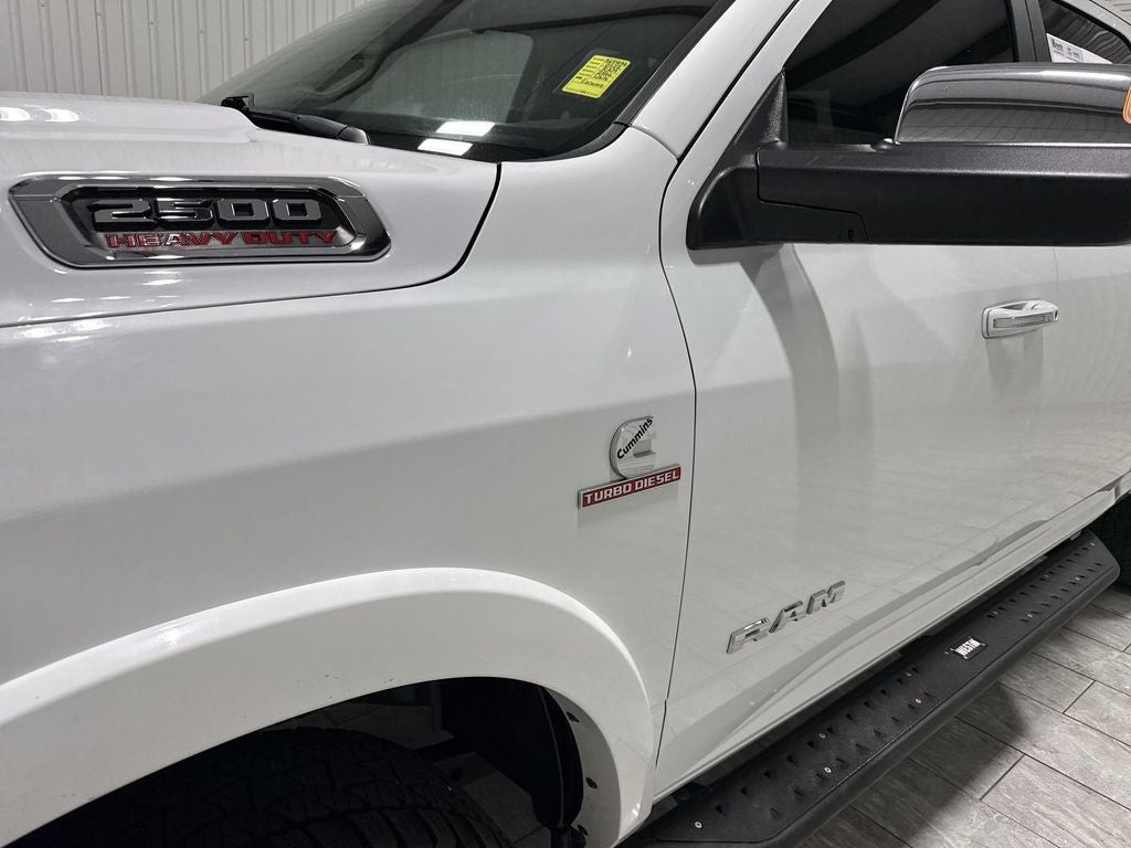 2022 RAM 2500 Laramie Crew Cab 4x4 6'4" Box