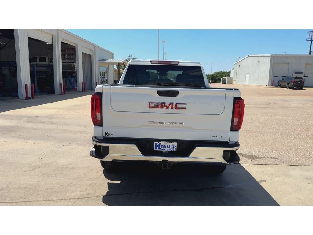 2024 GMC Sierra 1500 SLT