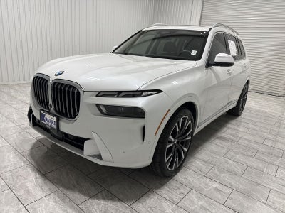 2025 BMW X7 xDrive40i