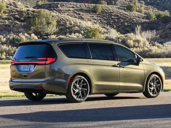 2027 Chrysler Pacifica rear three-quarter view